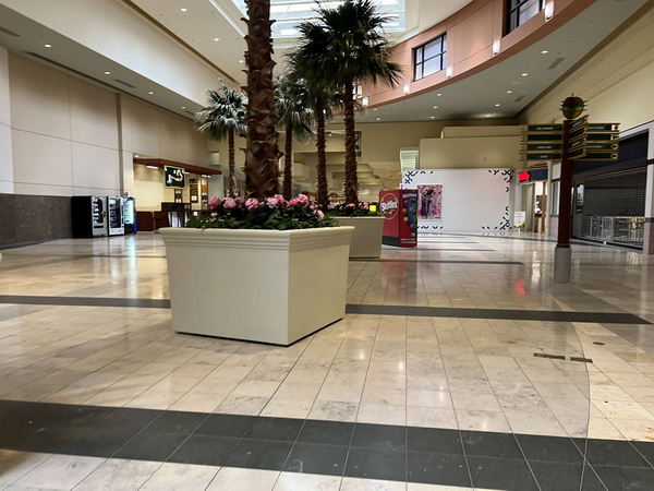 Lansing Mall - Aug 13 2022 (newer photo)
